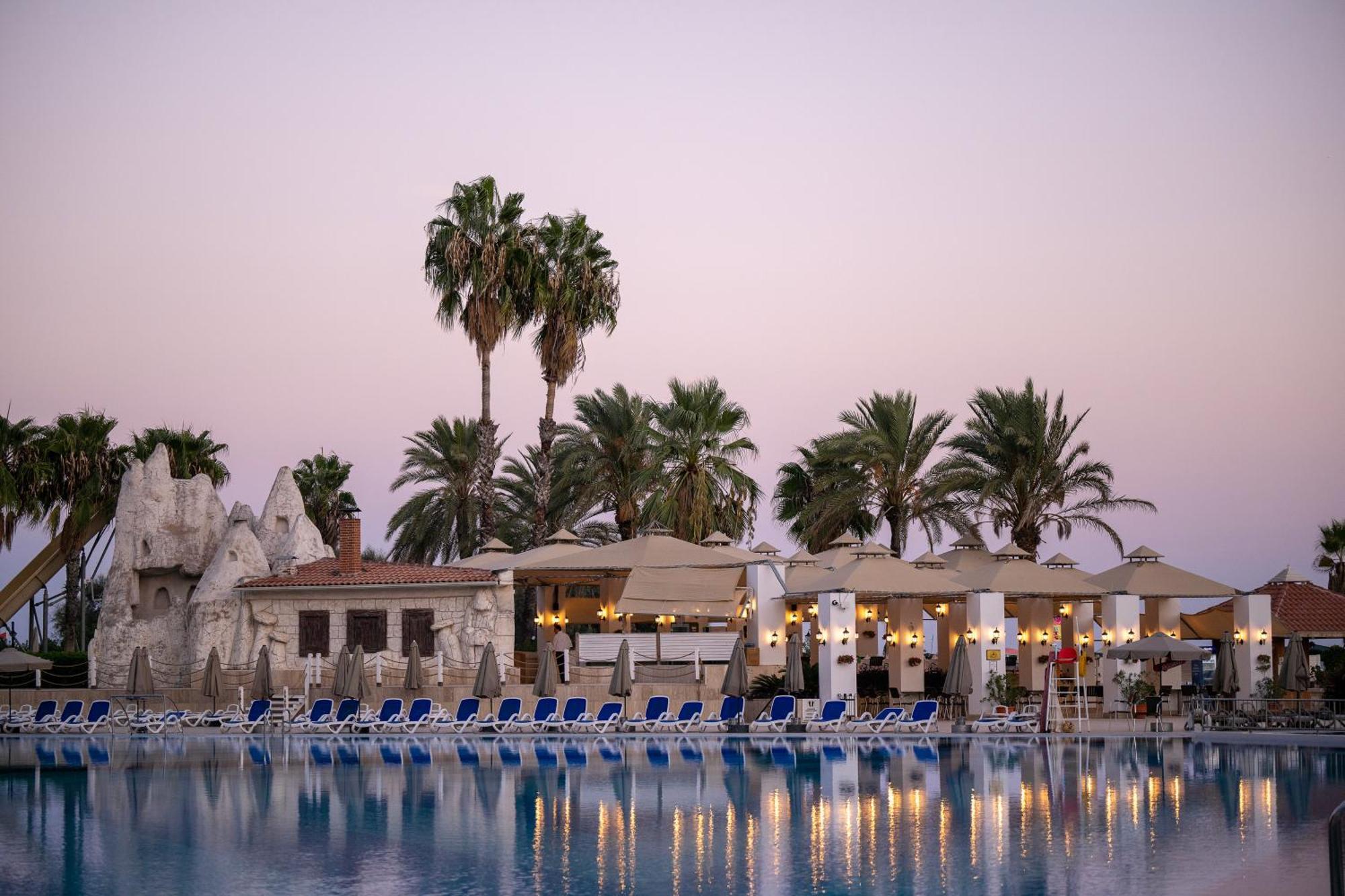 Adora Hotel & Resort Belek Luaran gambar